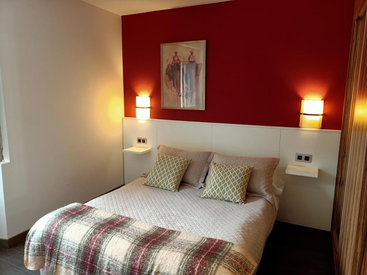 Tresanea Apartamentos Итурен Экстерьер фото