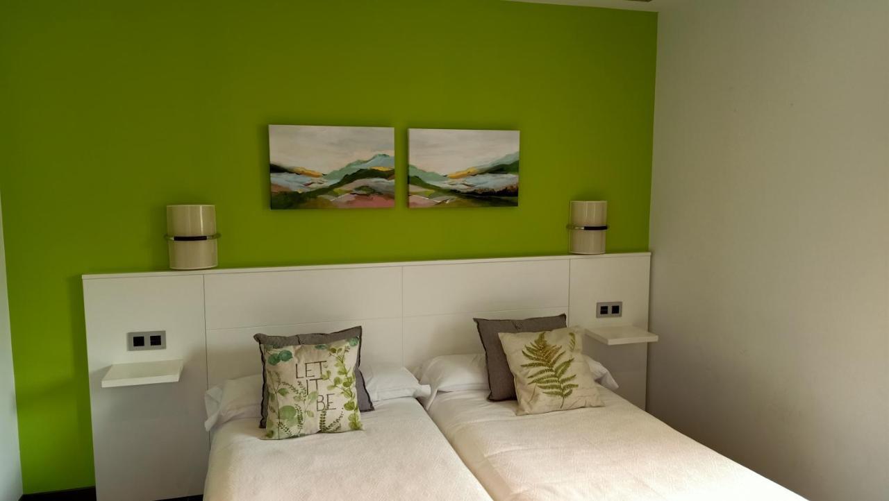 Tresanea Apartamentos Итурен Экстерьер фото
