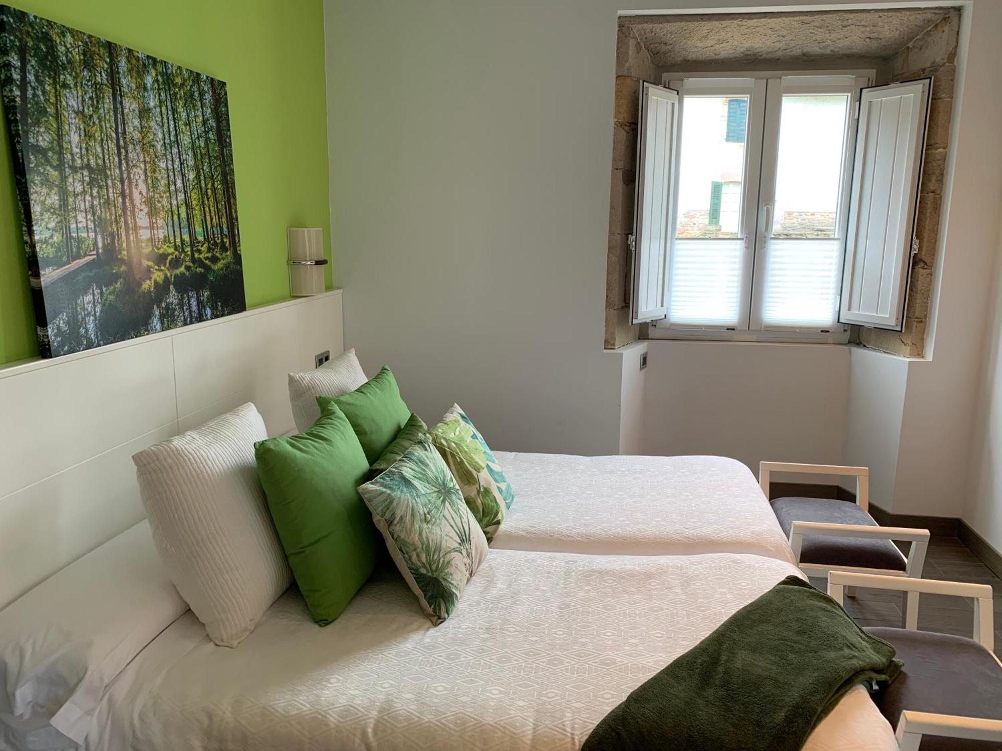 Tresanea Apartamentos Итурен Экстерьер фото