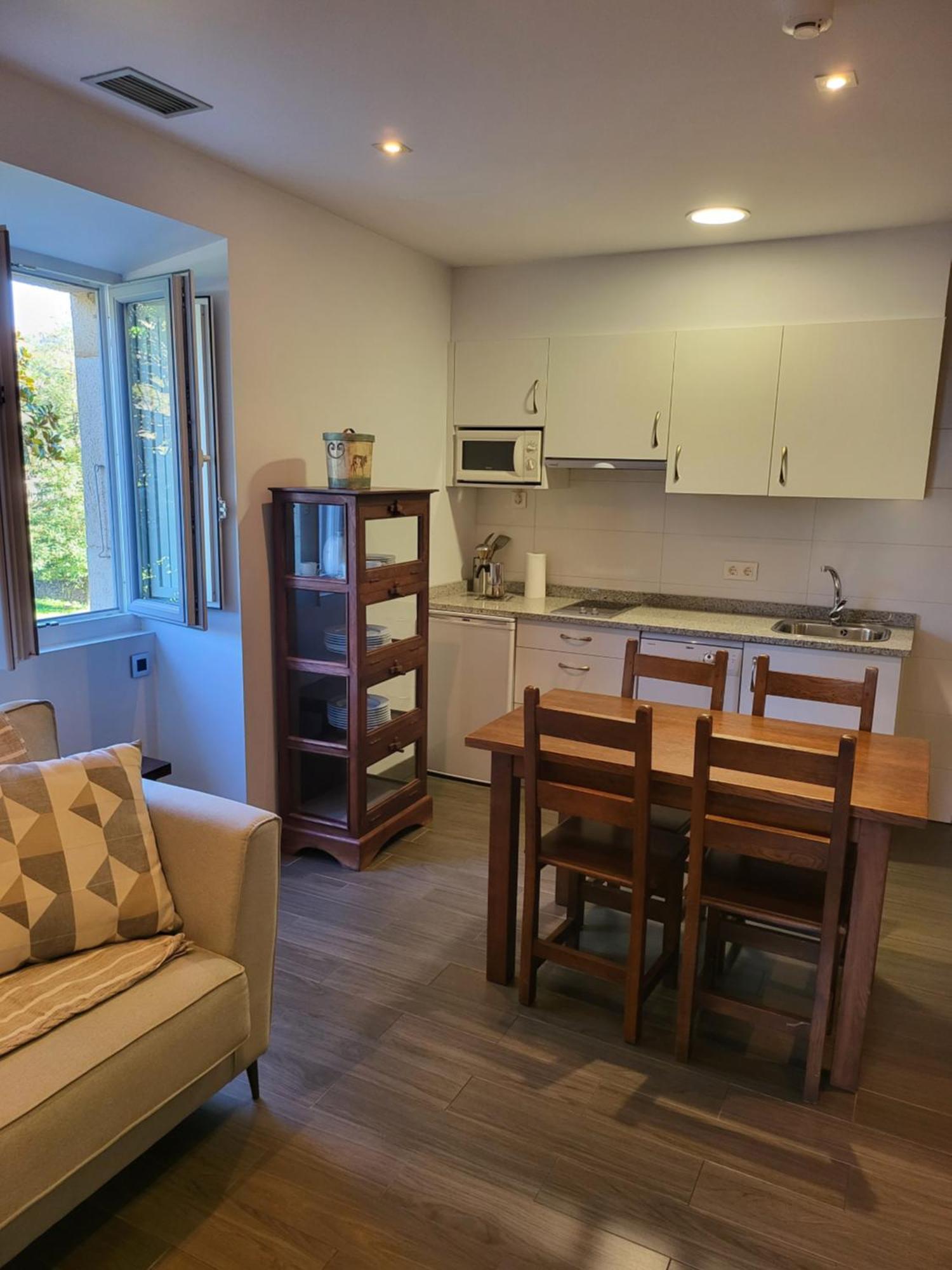 Tresanea Apartamentos Итурен Экстерьер фото